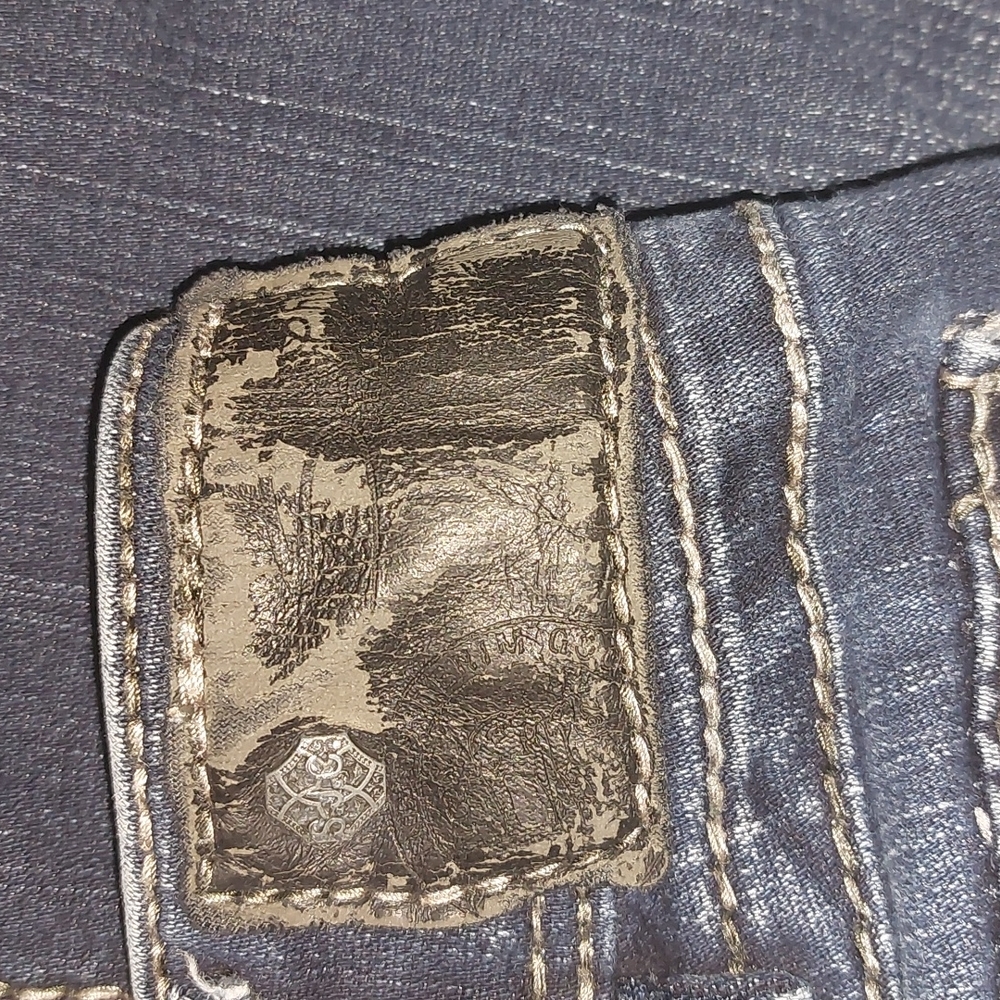 Silver Jeans - Picture 7 of 7